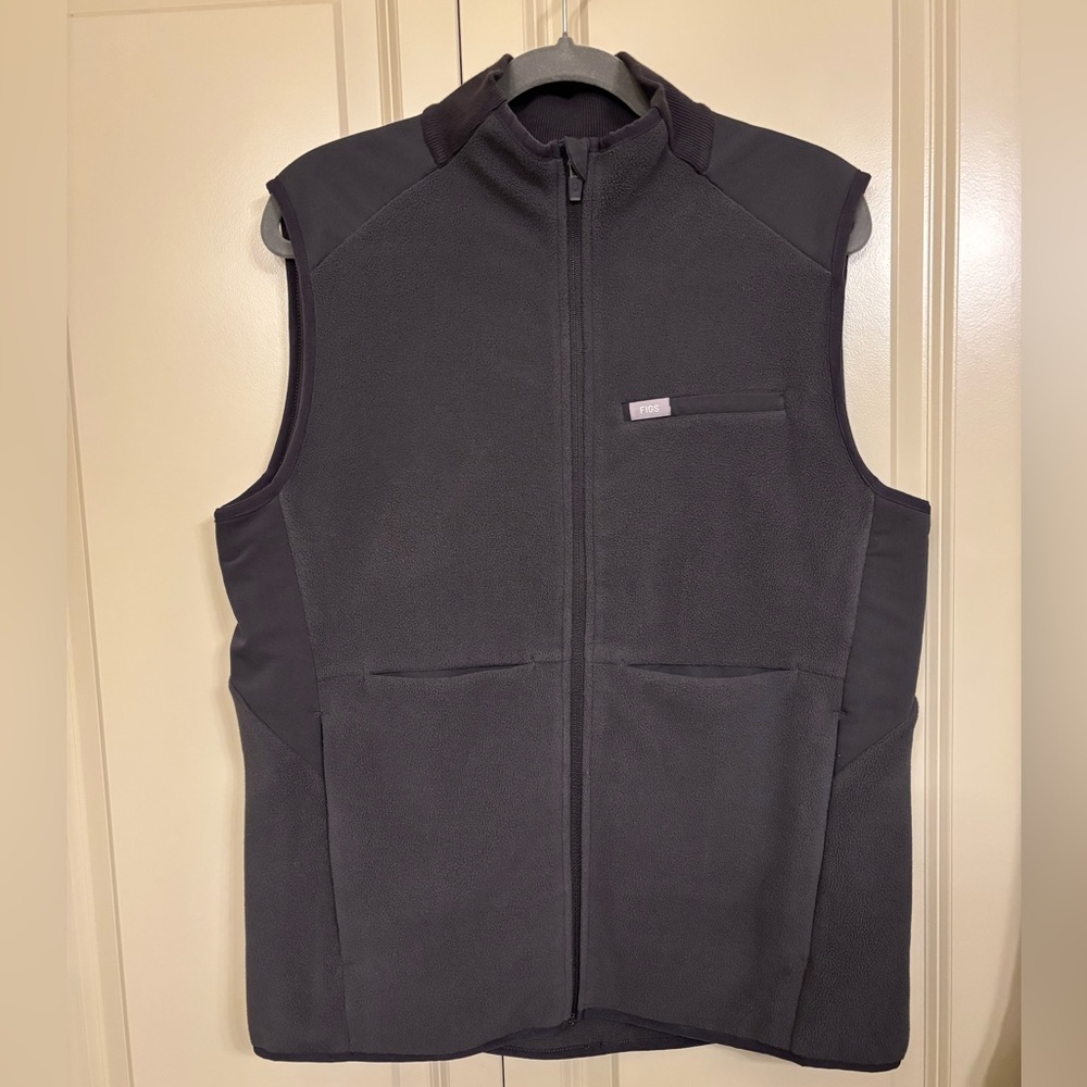 FIGS On-Shift Fleece Vest